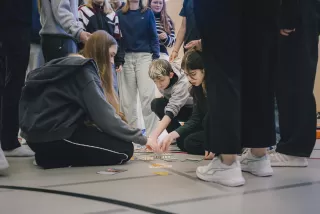 Gynasiast:innen beim SDGs Game