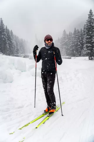 Rico M. auf der Loipe vor dem Training in Davos
